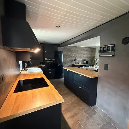 Secret Factory & Apartment *